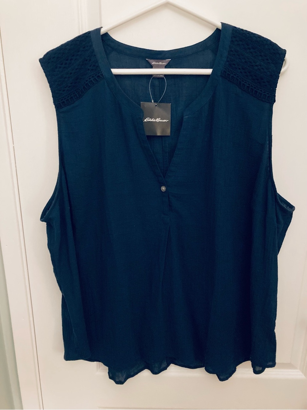 Eddie Bauer Navy Sleeveless Split-Neck Tunic - US 2XL